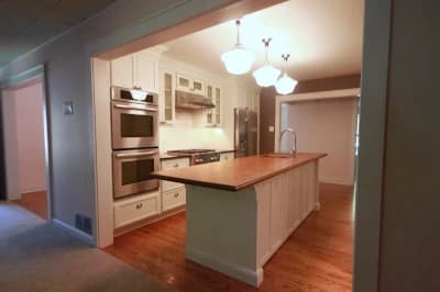 Full Kitchen Model & Fit